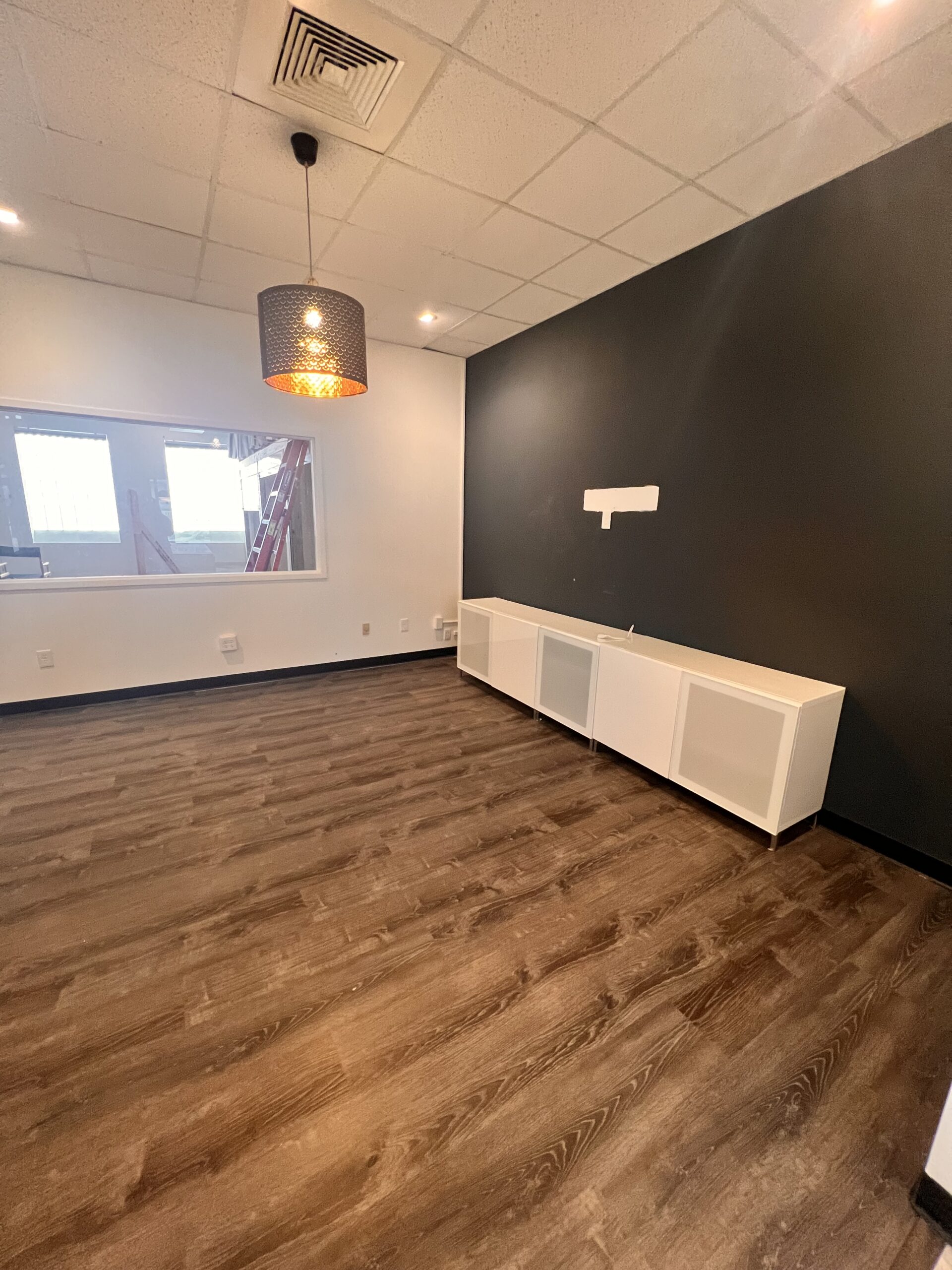Interior view of commercial property at 2520 Lyndale Ave South, Minneapolis, MN 55405.